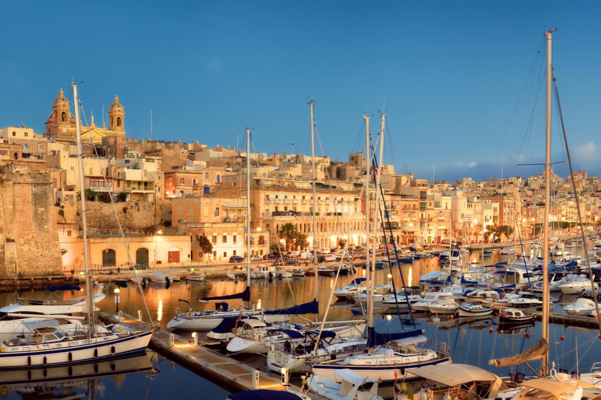 Moon Malta Boutique With Rooftop Pool & Sea Views Of Valletta, Grand Harbour & Three Cities Bed and breakfast *