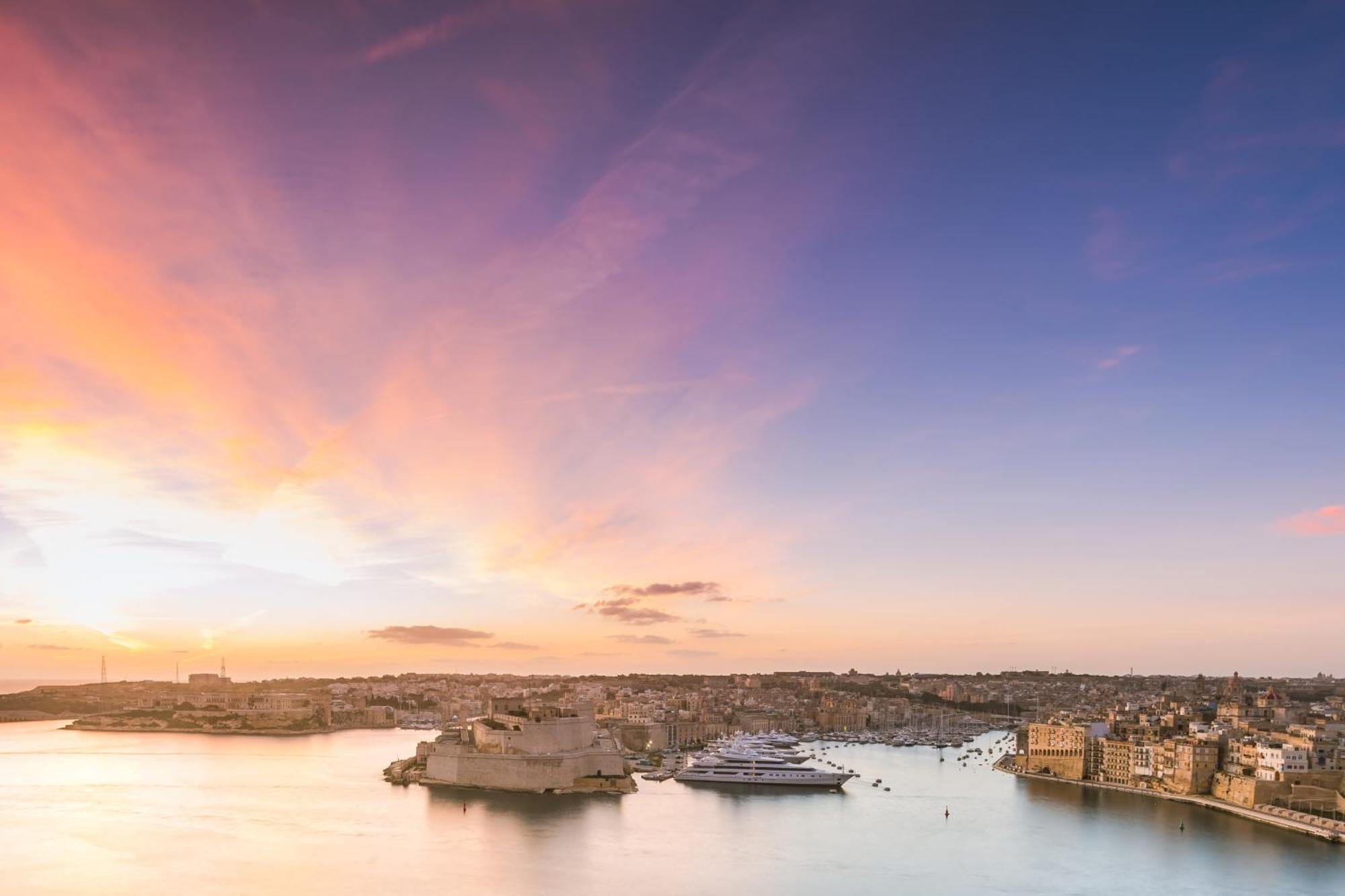 Bed and breakfast Moon Malta Boutique With Rooftop Pool & Sea Views Of Valletta, Grand Harbour & Three Cities *