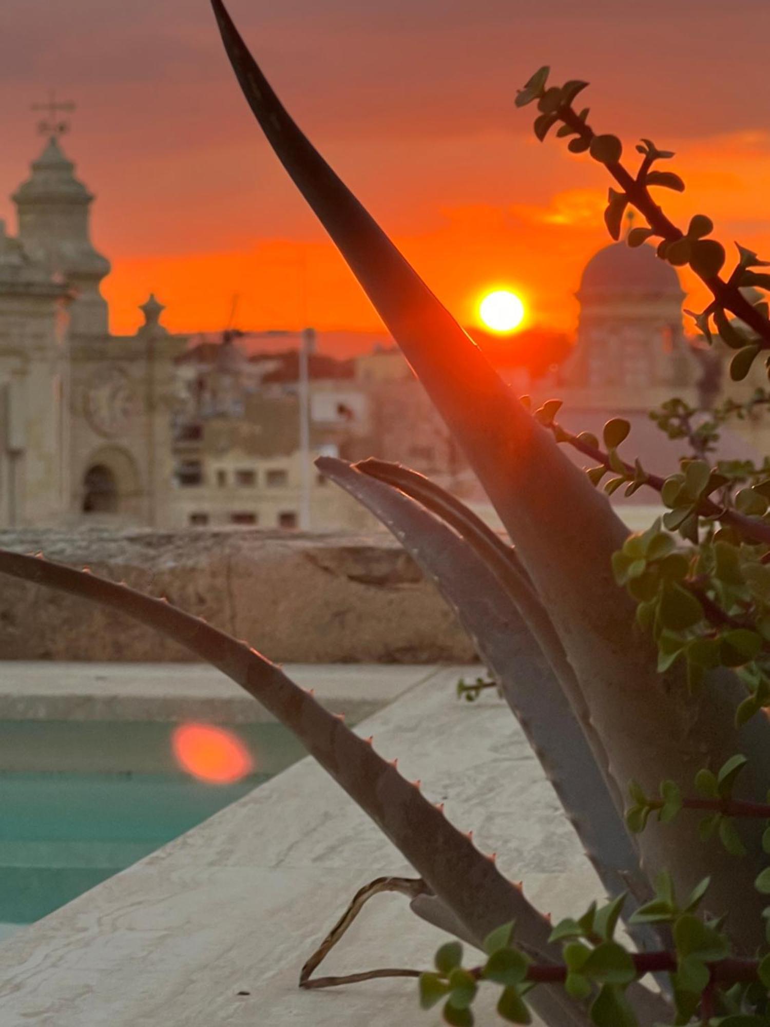 Moon Malta Boutique With Rooftop Pool & Sea Views Of Valletta, Grand Harbour & Three Cities